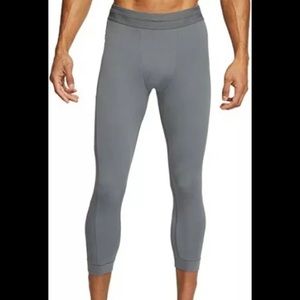 Nike Yoga Infinalon Dri-Fit 3/4 Tights Gray Mens SCT1830-068 NWT $65